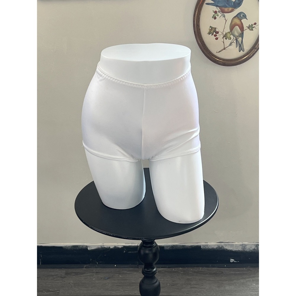 Vintage Victoria's Secret Second Skin Liquid Satin Shorts Size M